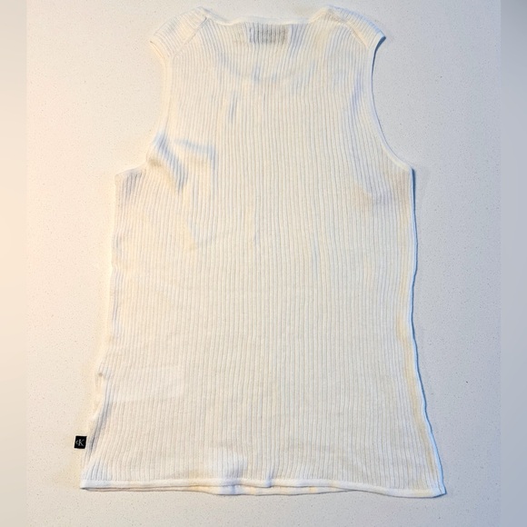 Calvin Klein top - Picture 3 of 5